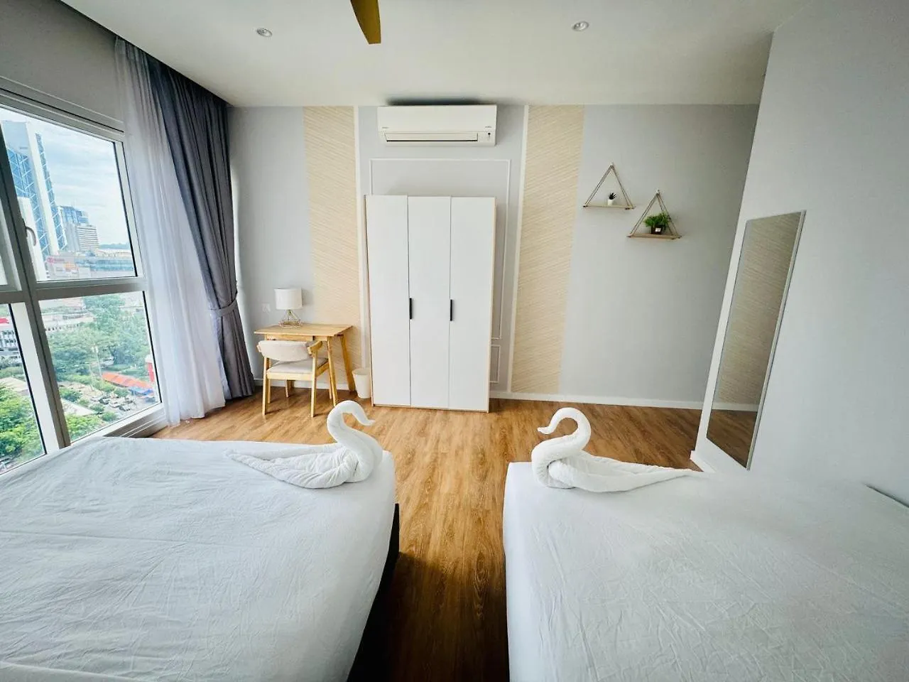 Apartment Quill Residence Cozy White Malaysia