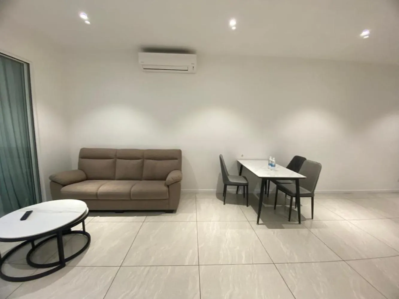 Quill Residence Cozy White Kuala Lumpur